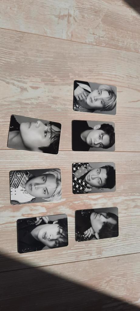 Bts Dicon photocards., Verzamelen, Muziek, Artiesten en Beroemdheden, Zo goed als nieuw, Foto of Kaart, Ophalen of Verzenden