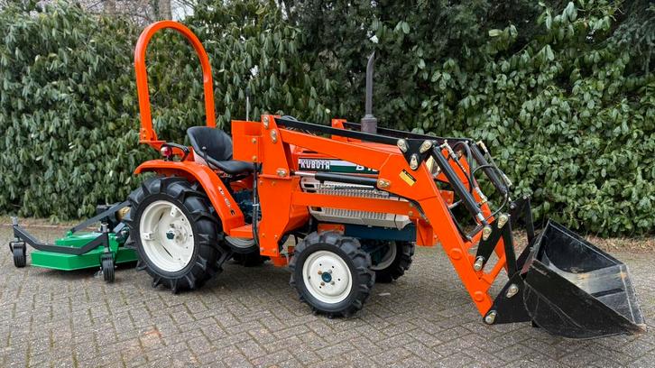 Diverse minitrekkers met of zonder voorlader 4x4 frontlader, Zakelijke goederen, Agrarisch | Tractoren, tot 2500, Overige merken