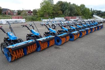 Boxer Veegmachine MF400 beschikbaar voor biedingen