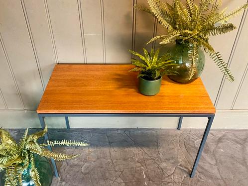 Vintage salontafel jaren 60/70 teak retro industrieel tafel, Huis en Inrichting, Tafels | Salontafels, Zo goed als nieuw, 50 tot 75 cm