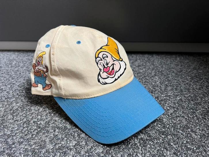 Oldschool 90’s gabber pet Happy 7 dwergen, Kleding | Heren, Hoeden en Petten, Gedragen, Pet, One size fits all, Ophalen of Verzenden