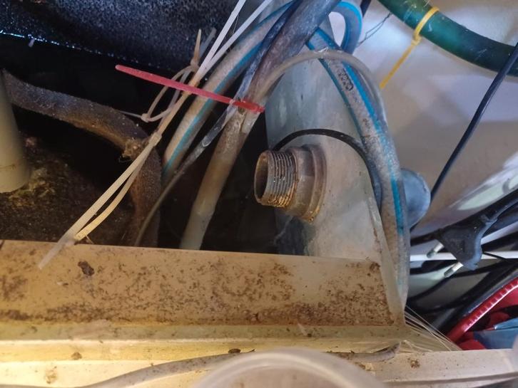 Ophangbare aquarium stelling, Dieren en Toebehoren, Vissen | Aquaria en Toebehoren, Gebruikt, Leeg aquarium, Ophalen of Verzenden