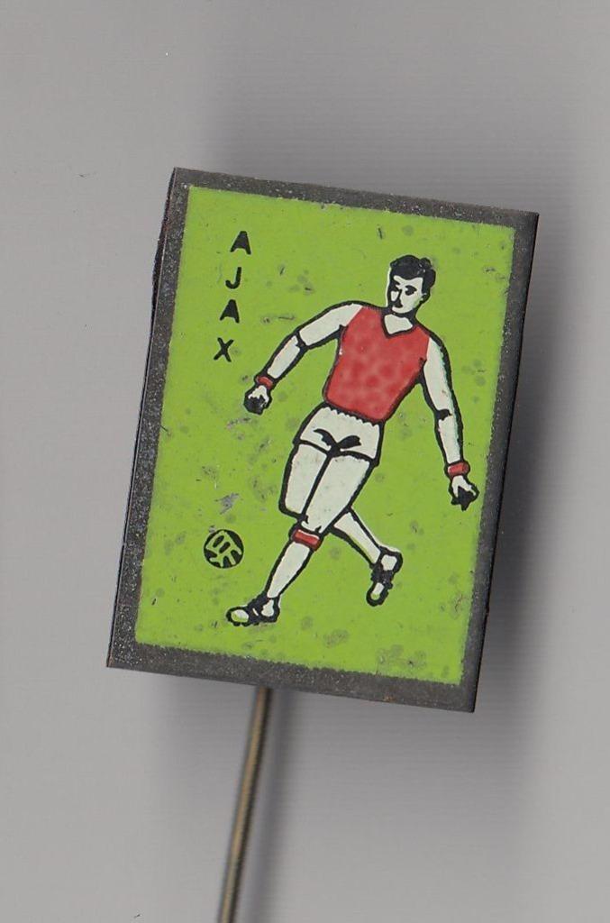 Voetbal Ajax Amsterdam blik speldje, Verzamelen, Speldjes, Pins en Buttons, Gebruikt, Speldje of Pin, Overige onderwerpen, Ophalen of Verzenden
