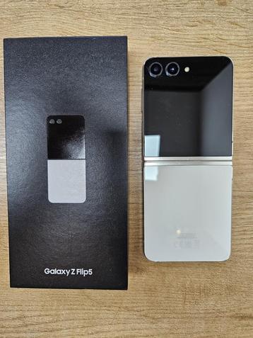 Samsung Galaxy Z Flip 5 - 512gb-  Mint -incl. BTW beschikbaar voor biedingen