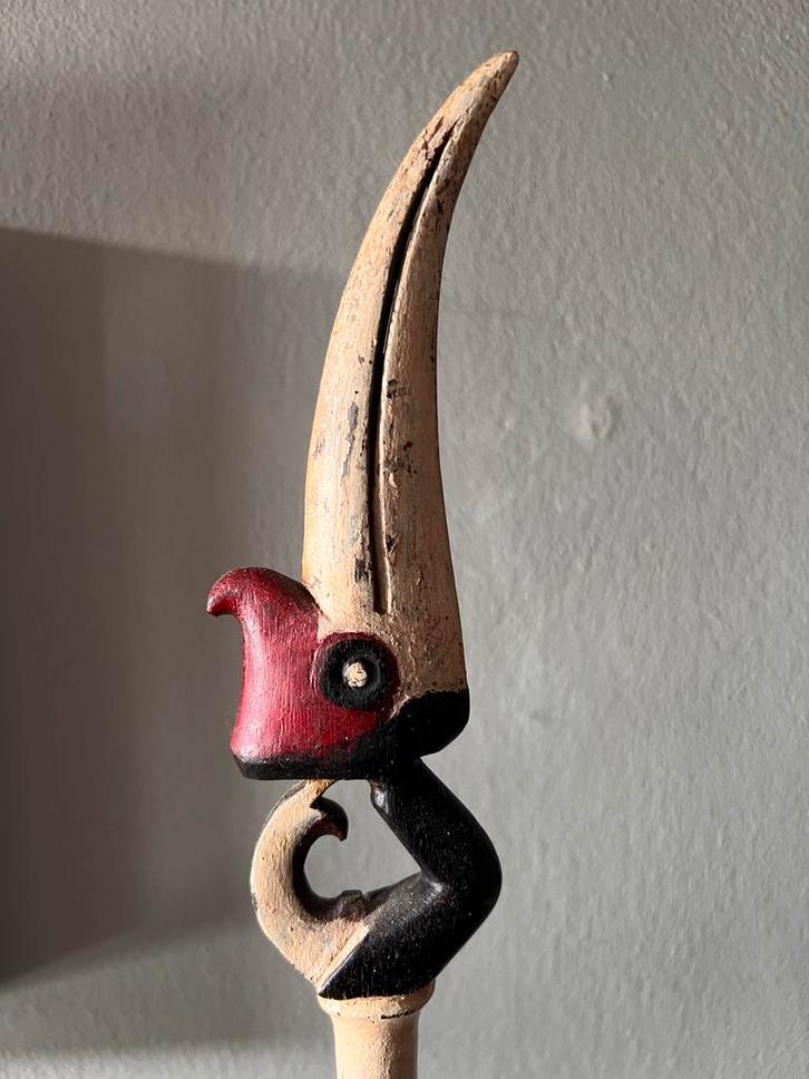 Antieke Vogelstaf uit Borneo  89cm, Antiek en Kunst, Kunst | Niet-Westerse kunst, Ophalen of Verzenden