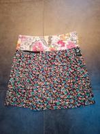 Zand Amsterdam prachtig vrolijk rokje bloemen motief
Wikkelr, Maat 38/40 (M), Zand Amsterdam, Ophalen of Verzenden, Gedragen