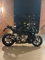 BMW S1000R 2024 Akrapoviç 4500km, Motoren, 4 cilinders, Motorrijbewijs A, Handvatverwarming, Particulier