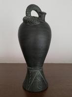 Keramische vaas met slangen handvat Spanje., Antiek en Kunst, Antiek | Keramiek en Aardewerk, Ophalen of Verzenden