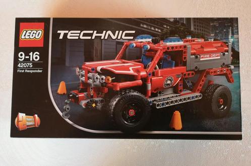 LEGO Technic First Responder (42075) – Nieuw in Doos, Kinderen en Baby's, Speelgoed | Duplo en Lego, Nieuw, Lego, Complete set