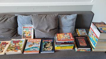 Donald Duck boeken verschillende titels (97 stuks)  beschikbaar voor biedingen