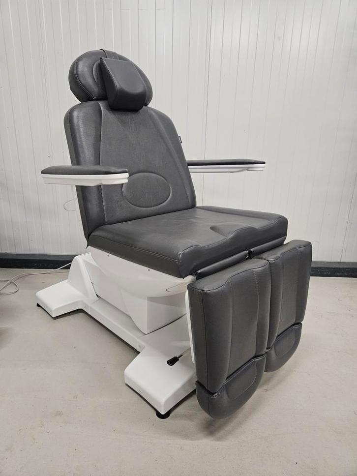 Gharieni pedicure stoel behandelstoel elektrisch nieuwstaat, Sport en Fitness, Massageproducten, Ophalen of Verzenden