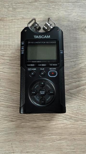 Tascam DR-40 – Professionele draagbare audiorecorder beschikbaar voor biedingen