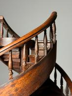 Staircase model miniatuur trap antiek mahonie, Ophalen, Zo goed als nieuw, Overige merken