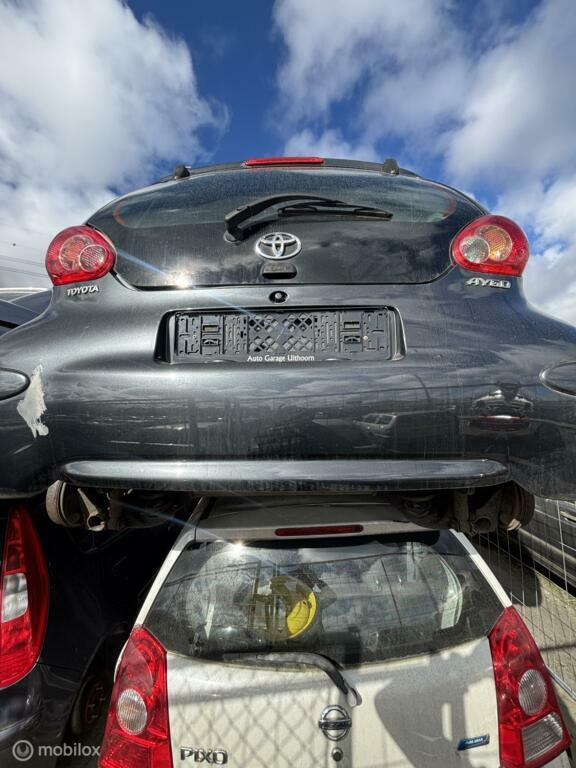 Achterbumper Toyota Aygo I ('05-'14), Auto-onderdelen, Carrosserie en Plaatwerk, Bumper, Toyota, Achter, Gebruikt, Ophalen of Verzenden