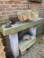 Hardstenen side table voor in de tuin., Ophalen, Overige materialen, 100 tot 150 cm, Zo goed als nieuw