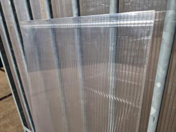 100 Kanaalplaten kunststof 6mm dik 36x144cm lichtdoorlatend  beschikbaar voor biedingen