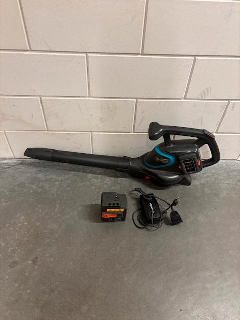 Bladblazer / -zuiger, Tuin en Terras, Bladblazers, Gebruikt, Handgedragen, Elektrisch, Met opvangzak, Met zuigfunctie, Ophalen