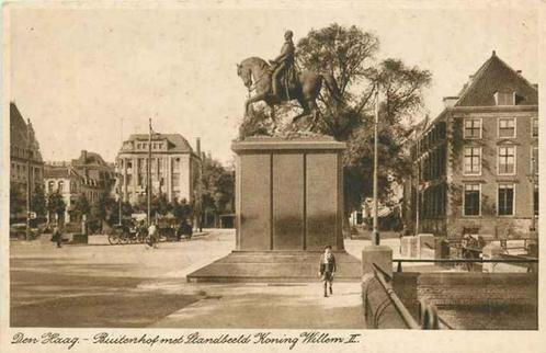 (301-007-021) Den Haag Buitenhof met Standbeeld Koning, Verzamelen, Ansichtkaarten | Nederland, Zuid-Holland, Verzenden