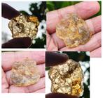 Libisch goud tektiet hanger met natuurlijke opening! Woestij, Verzamelen, Mineralen en Fossielen, Verzenden, Mineraal