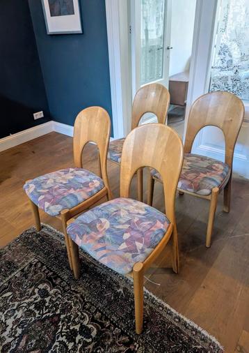Niels Koefoed Deens design vintage eetkamerstoelen set 4 beschikbaar voor biedingen