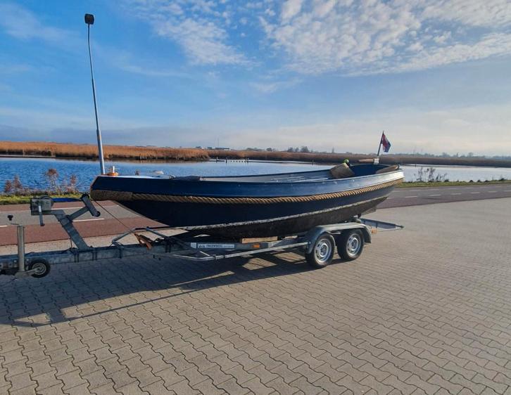 Stalen vlet 6m met 3 cilinder sole diesel opknapper, Watersport en Boten, Sloepen, Gebruikt, 10 tot 30 pk, 6 meter of meer, Binnenboordmotor