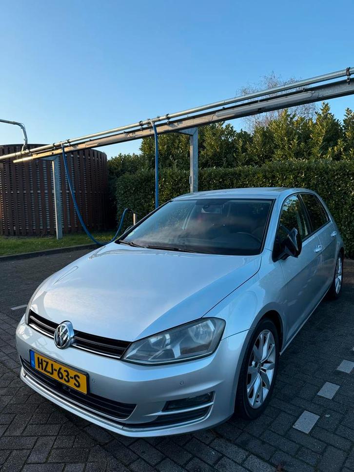Volkswagen Golf 1.6 TDI 77KW DSG 2013 Grijs, Auto's, Volkswagen, Particulier, Golf, Diesel, Hatchback, Automaat, Geïmporteerd