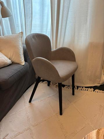 4 eetkamerstoelen 