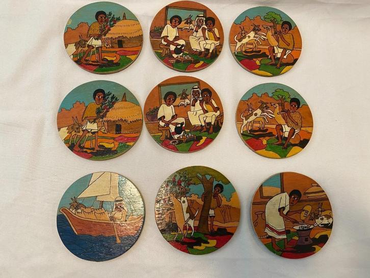 Vintage Set van 9 houten onderzetters met vilten onderkant, Huis en Inrichting, Woonaccessoires | Onderzetters, Gebruikt, Glas of Kopje