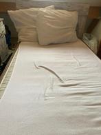 Tienerbed met nachtkastje, Ophalen, 90 cm, 200 cm, Hout