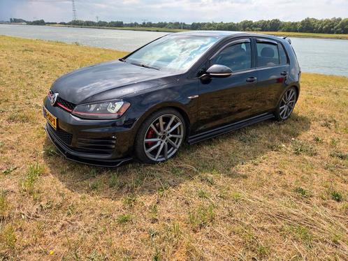 Volkswagen 2014 Zwart, Auto's, Volkswagen, Particulier, Benzine, Hatchback, Geïmporteerd, Zwart, Ophalen