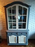 Huiskamers kast, Ophalen