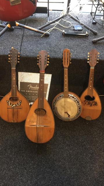 Mandolines banjo 4 stuks vintage
