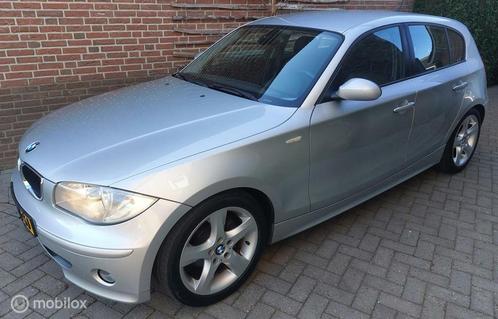 BMW 1-serie 116i High Executive (Lederen bekleding! /Nw.APK), Auto's, BMW, Bedrijf, Te koop, 1-Serie, ABS, Airbags, Airconditioning