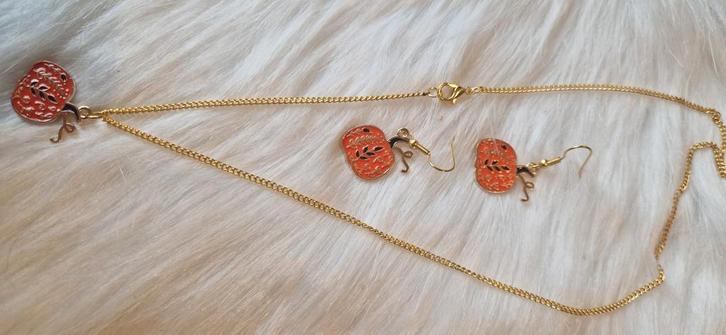 Handgemaakte Ketting & Oorbellen Set, Sieraden, Tassen en Uiterlijk, Kettingen, Nieuw, Overige materialen, Goud, Met hanger, Ophalen of Verzenden