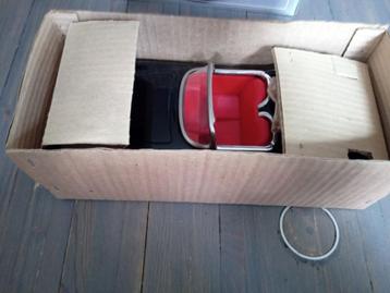 Leuke blikken jaren 80 sportauto met frictie in doos, MF 317 beschikbaar voor biedingen