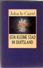 John le Carré - Een kleine stad in Duitsland, Boeken, Ophalen of Verzenden, Gelezen, John le Carré