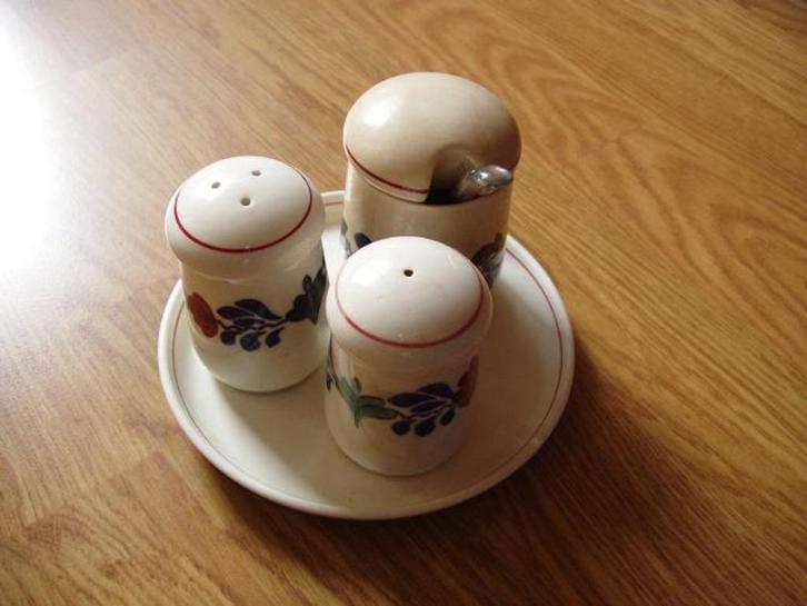 Boerenbont menage setje (peper/zout/mosterd) Boerenbond, Huis en Inrichting, Keuken | Servies, Gebruikt, Overige typen, Boerenbont