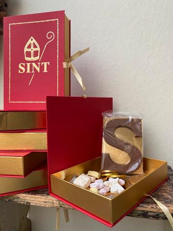 Luxe Sint geschenkdoos - 6 stuks! beschikbaar voor biedingen