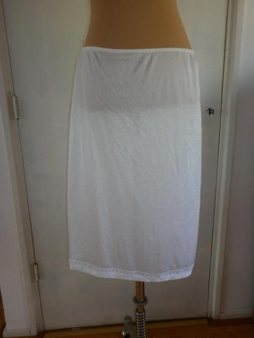 onderrok maat 40 merk : Sudtrikot, Kleding | Dames, Ondergoed en Lingerie, Overige typen, Wit, Verzenden