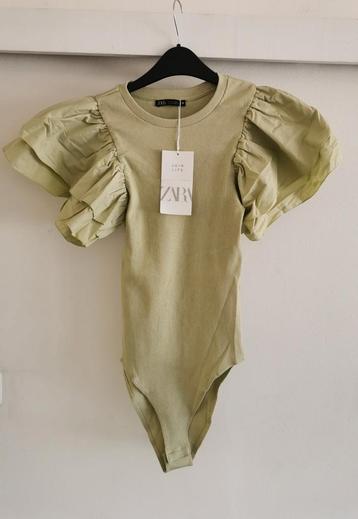ZARA body met volants mt. S  beschikbaar voor biedingen