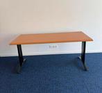 Bureau met zwarte metalen frame, Ophalen, In hoogte verstelbaar, Gebruikt, Bureau