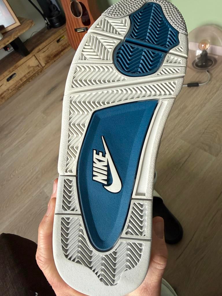 Nike Air Jordan 4 Retro Military Blue 42.5  - Nieuw in doos, Ophalen of Verzenden, Nieuw, Wit, Sneakers of Gympen