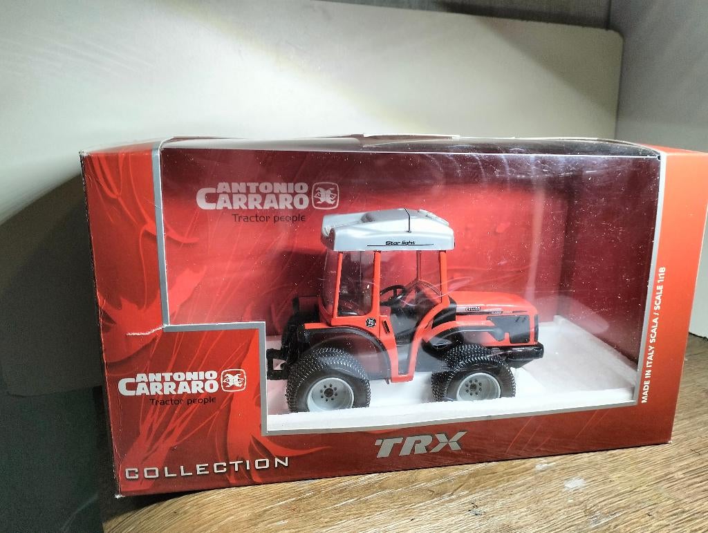 Te koop Tractor People Carraro TRX 9400 ., Hobby en Vrije tijd, Modelauto's | 1:18, Zo goed als nieuw, Overige typen, Overige merken