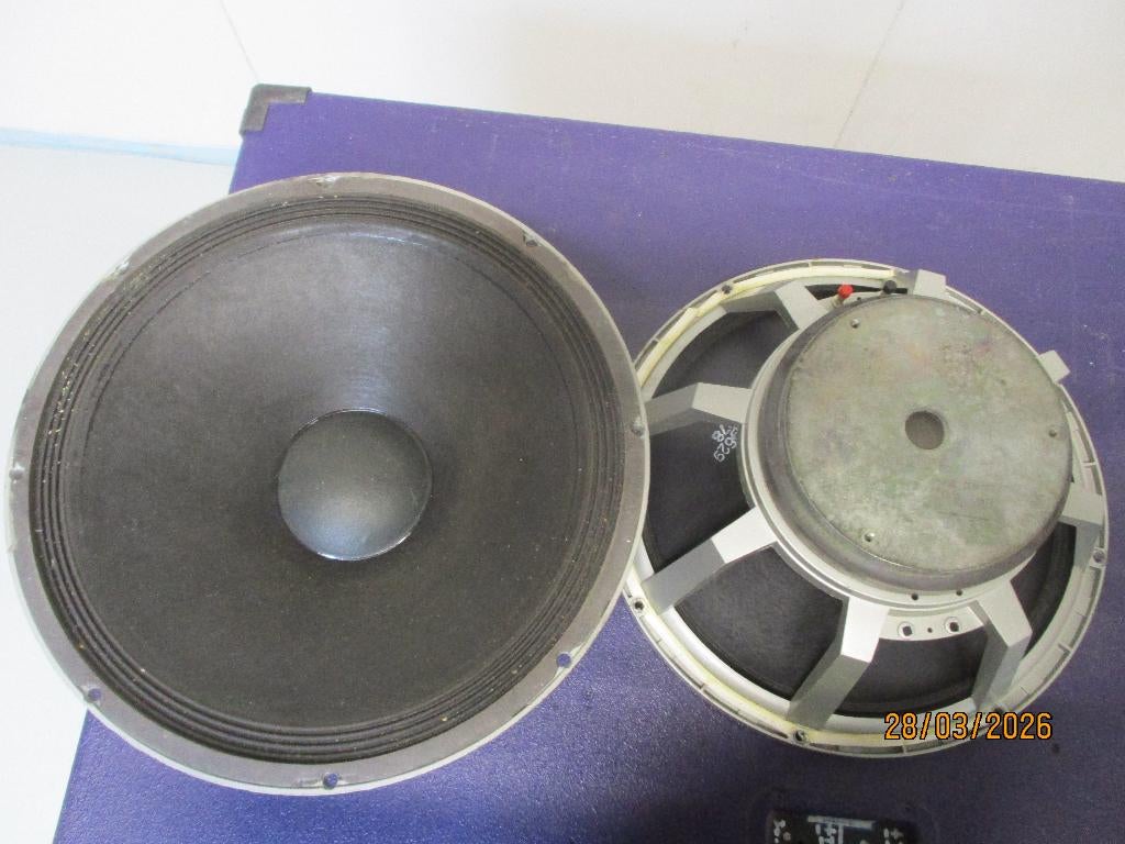 Set van 4x Electro-Voice (EV) 15B Speakers – 15 inch – 400W, Gebruikt, Overige typen, 120 watt of meer, Ophalen