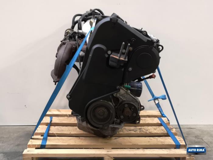 Motor van een Volvo V40, Auto-onderdelen, Gebruikt, -, -, Ophalen of Verzenden