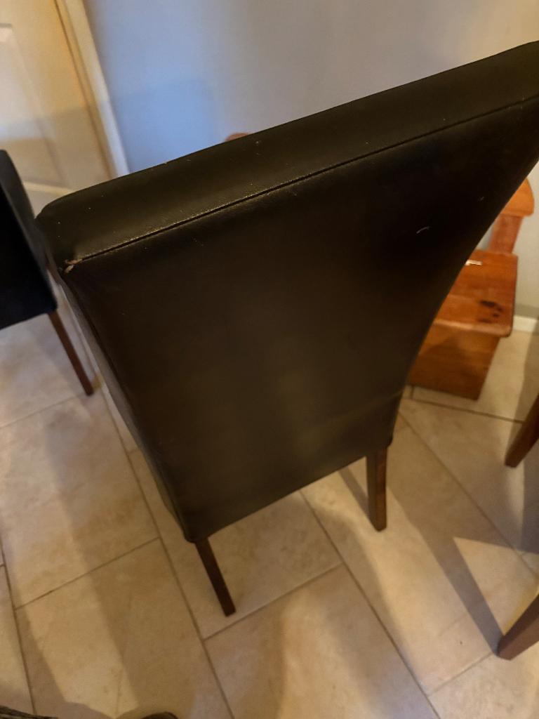 6 eetkamerstoelen, donderbruin leer met houten poten, Huis en Inrichting, Stoelen, Ophalen, Gebruikt, Bruin, Leer