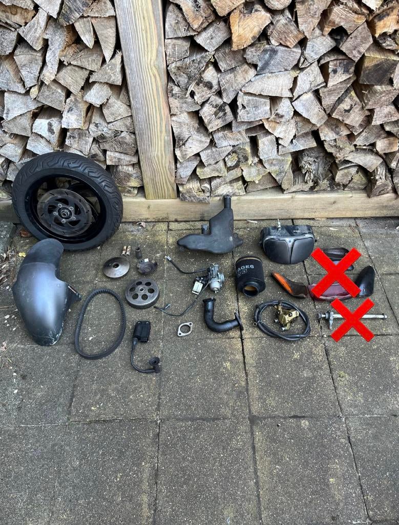 Meerdere Piaggio/Gilera Onderdelen, Fietsen en Brommers, Brommeronderdelen | Algemeen, Ophalen of Verzenden, Zo goed als nieuw