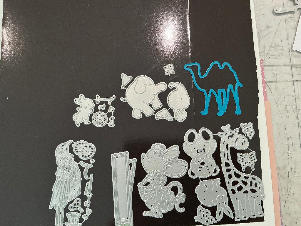 Snijmallen diverse dieren 4 euro, Hobby en Vrije tijd, Scrapbooking, Verzenden, Zo goed als nieuw, Frame of Mal