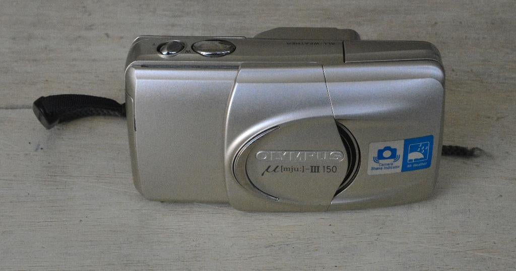 Zilverkleurige Olympus µ III 150 zoom camera, Ophalen of Verzenden, Zo goed als nieuw, Compact, Olympus