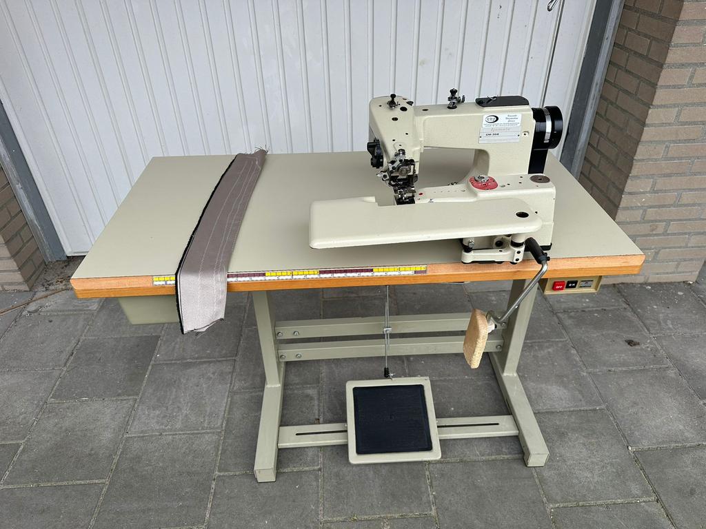 Industriële blindzoom naaimachine Yamato, Overige merken, Ophalen of Verzenden, Industrieel, Naaimachine